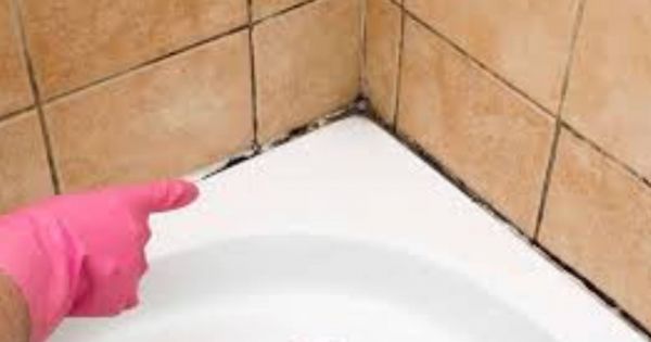 La mezcla mágica para desinfectar y eliminar los hongos de los azulejos del baño