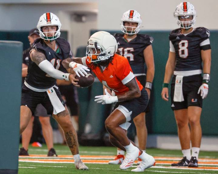 Miami Hurricanes-Notre Dame: TV info, betting lines, keys