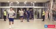 La sorpresiva y viral reacción de Sergio Ramos al ’reencontrarse’ con ’Chupete’ Suazo en Monterrey