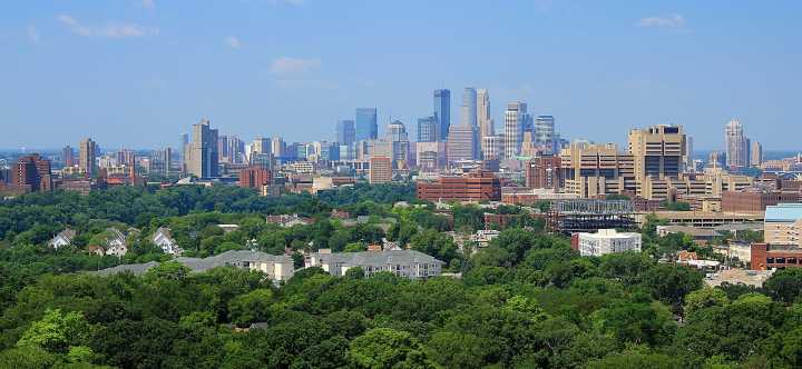 Catholic community unites in prayer after shooting at Minneapolis school Mass