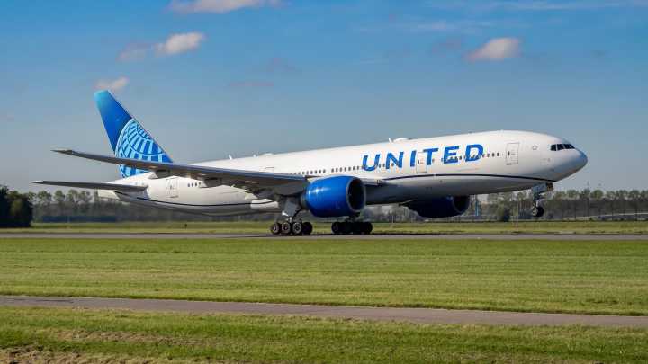 United Airlines To Reportedly Move Concourses In Seattle & Open New Lounge