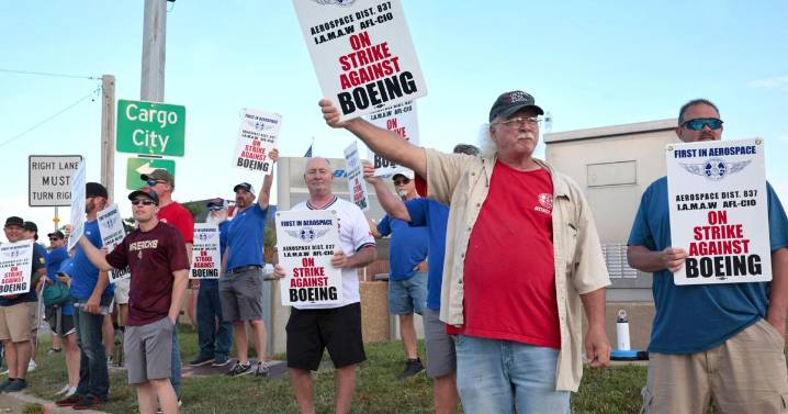 Boeing strike hits 3rd week; still no deal with St. Louis workers