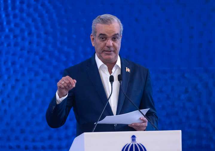 Abinader cumple el primer año de su segundo marcado por políticas migratorias con Haití