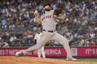 Giolito’s sharp outing and homers from Story, Hamilton lead Red Sox to 5