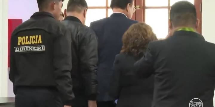 “‘El Lagarto’ paga por su corrupción”: Así reaccionó la política peruana ante la prisión preventiva de expresidente Martín Vizcarra
