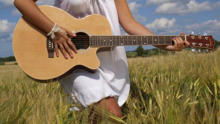 Hailey Whitters to embark on ‘Corn Queen Tour’ in support of new album