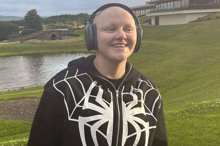 Teen Raises Nearly $70,000 for Cancer Research After Diagnosis