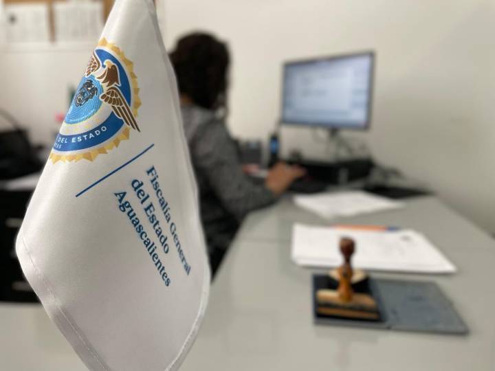 Vinculan a proceso a secretaria por robo millonario en la administración de coto de Aguascalientes