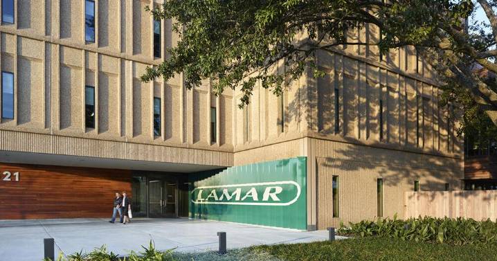 Lamar Advertising earnings grow by 11% in second quarter