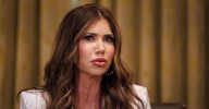 'ICE Barbie' Kristi Noem Slammed for 'Trying' to 'Fit' Donald Trump's Type: 'Not a Good Idea'