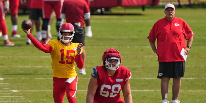 Chiefs quarterback Patrick Mahomes looking for ways to improve in Year 9