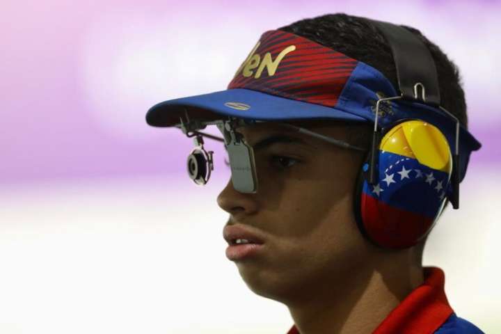 Juegos Panamericanos Junior: Douglas Gómez entre los 10 mejores en el estreno del tiro depórtivo