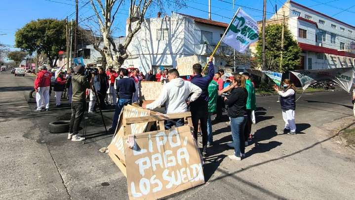 Paro en alimenticia: “La gente está al rojo vivo y Lipo sigue sin pagar los sueldos”