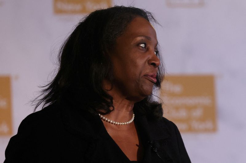 Trump says he'll fire Fed's Cook if she doesn't resign