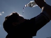 El Ministerio de Sanidad ofrece un decálogo de recomendaciones para afrontar el calor