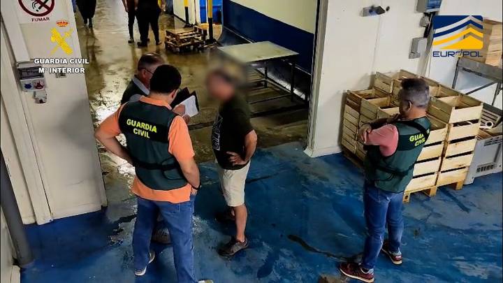 Intervenidas cerca de siete toneladas de almejas japonesas no aptas para consumo