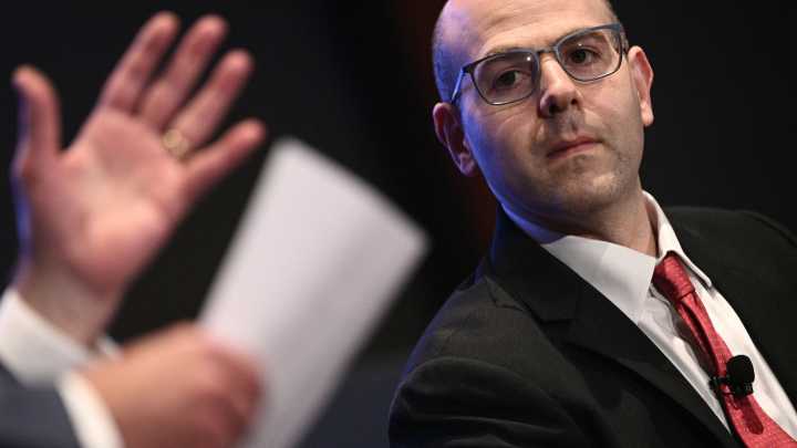 Trump taps White House economist Stephen Miran to fill Fed vacancy on temporary basis