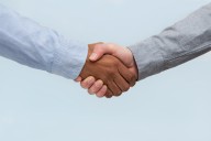 Gildan Activewear And Hanesbrands Tie The Knot (NYSE:GIL)