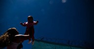 La realidad de las mujeres privadas de libertad en Chile: Abandono desde la infancia, microtráfico y ausencia de políticas públicas