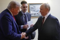 'I'd rather not': Trump ducks Hannity when pressed on Putin meeting details