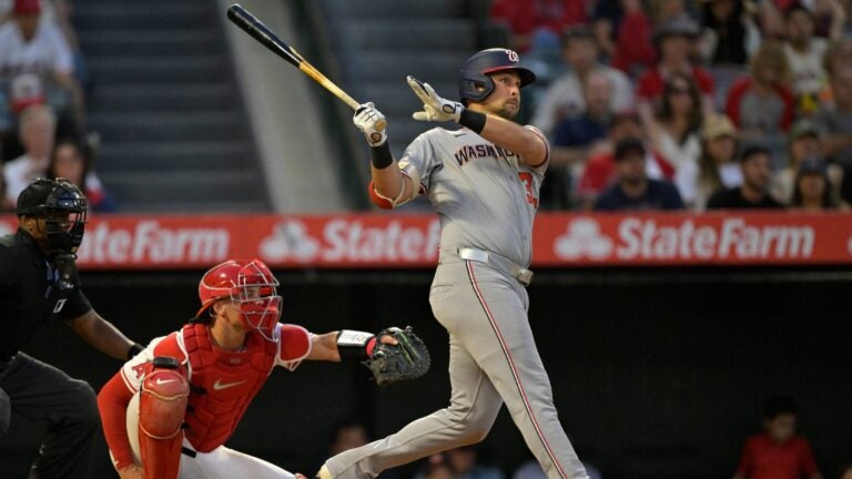 Red Sox reportedly finalizing deal with 1B Nathaniel Lowe