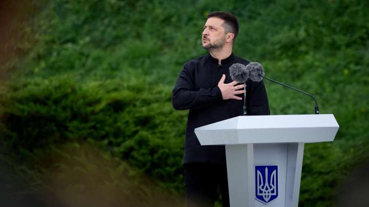 Zelensky en el Día de la Bandera: “Ucrania no entregará su tierra al ocupante”