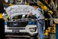 Ford llamará a revisión más de 300.000 vehículos en EE.UU. por un defecto en las pantallas