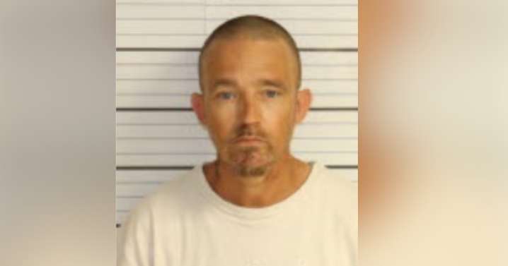 Man forged document to steal woman's home for $1, police say