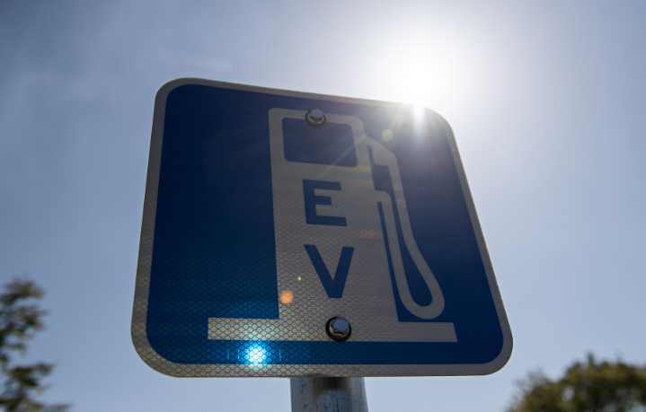 WA resumes EV charger program after court rules against Trump pause
