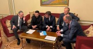 Sánchez se queda fuera otra vez de una reunión de emergencia sobre Ucrania entre Trump y los líderes europeos