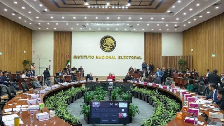 Rebajan presupuesto al INE, mil millones menos para 2026