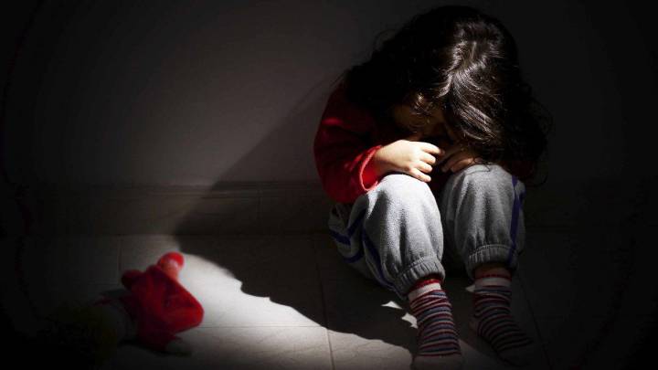 Denunció a su ex por violencia contra su hijo y reclama que la Justicia reabra la causa