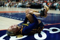 Fever's Sophie Cunningham left screaming in pain with knee injury