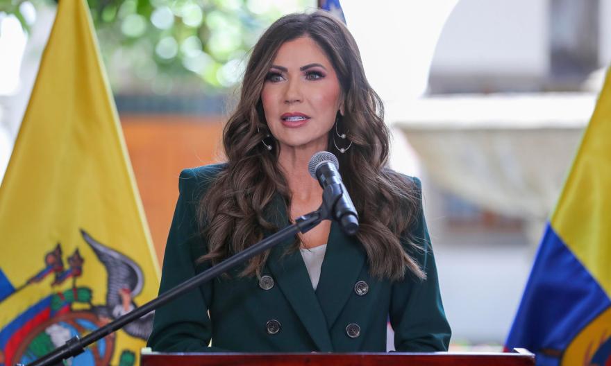 Kristi Noem responde a burla en 'South Park': "Solo los extremistas hacen eso"