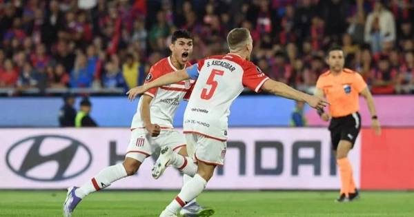 Con el sanjuanino Pérez en cancha, Estudiantes ganó en la Copa Libertadores
