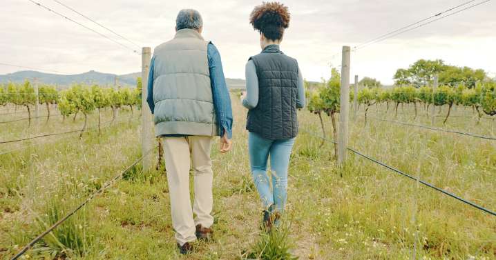 The transitions of aging: How parents and adult children can adjust