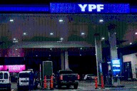 Conoce el nuevo beneficio de YPF por la noche comprando con su aplicación