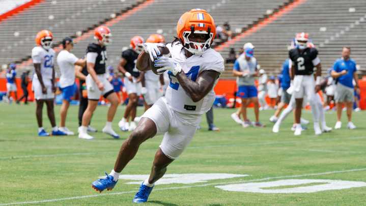 No-star Florida football RB now starring on SEC stage