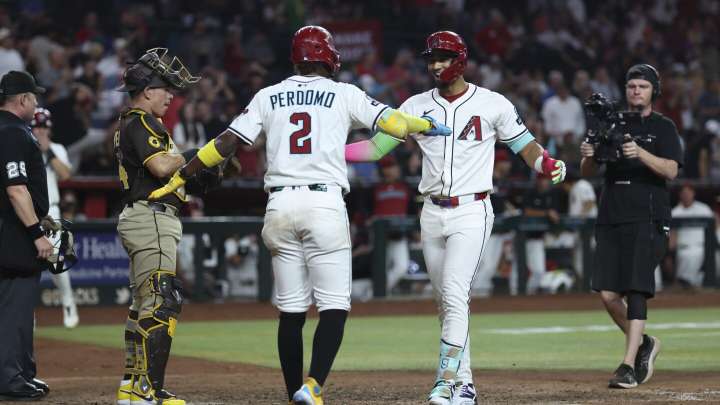 Lourdes Gurriel Jr. makes history, crushes 103.9 mph pitch from Mason Miller for a 2