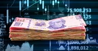 Peso ‘gana’ el día tras minutas de la Fed: Así cerró ante el dólar HOY