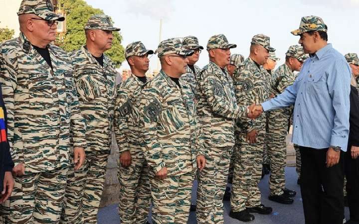 Maduro convoca a alistamiento de la Milicia para defender soberanía