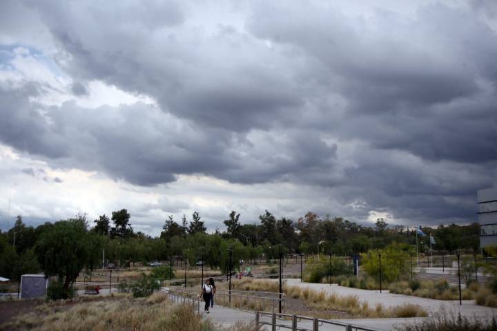 Tormentas afectaron la potabilización y advirtieron posibles cortes de agua en el Gran Mendoza
