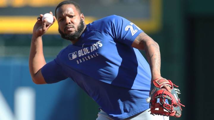 Vladimir Guerrero Jr. tweaks hammy doing splits at 1B, to have MRI
