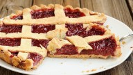 Cómo hacer una Pastafrola sin harina y sin azúcar: la receta con avena y maicena que lleva 8 ingredientes