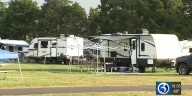 People at Hammonassett State Park taking advantage of Labor Day weekend