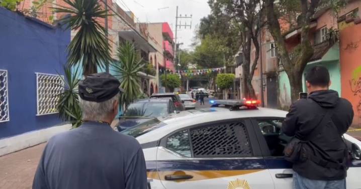 Encuentran cuerpo de mujer apuñalada en la Miguel Hidalgo; vecinos denuncian ola de asaltos