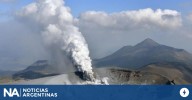 Un volcán en el suroeste de Japón entró en erupción