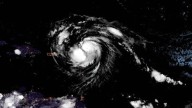 Huracán Erin baja a categoría 1 pero en Estados Unidos se mantiene la alerta