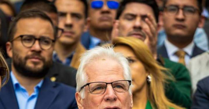 “Estoy en la mira de quienes mataron a mi hijo”: Miguel Uribe Londoño anuncia aspiración presidencial