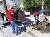 Sondeó COMAPA drenaje sanitario en fraccionamiento Hacienda Las Bugambilias